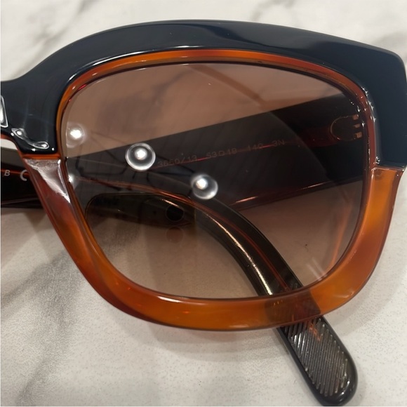 BURBERRY 4252 Sunglasses - Picture 6 of 12